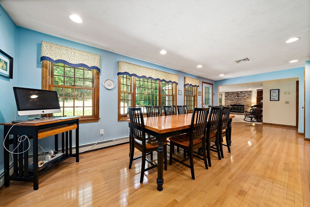 12 Running Stream Rd