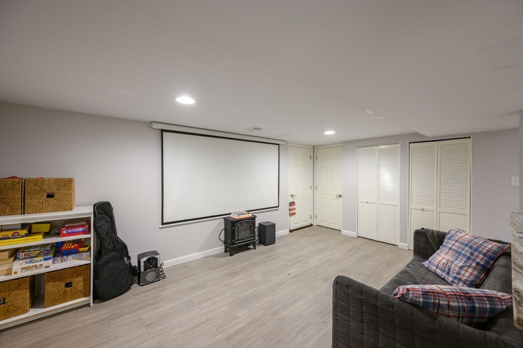 25 Yoke Rd # 25