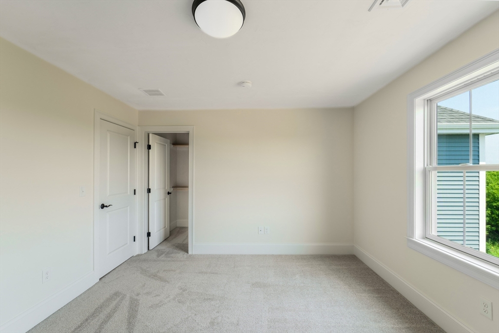 13 Narragansett Drive