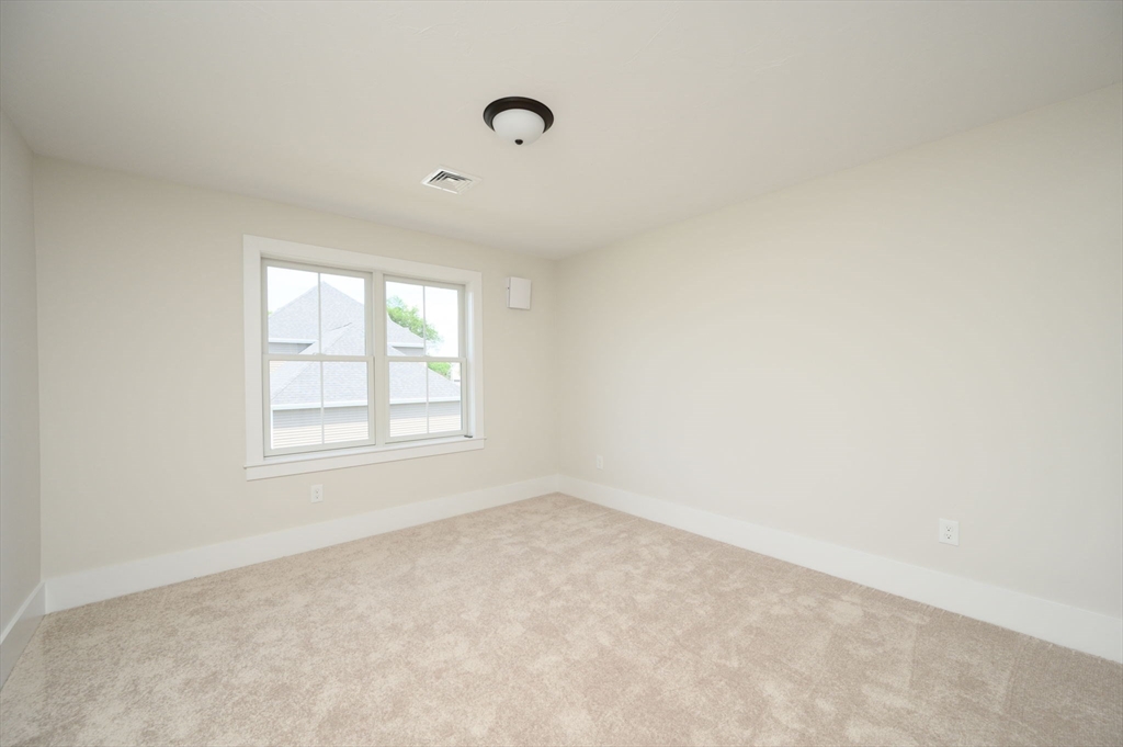 9 Narragansett Drive