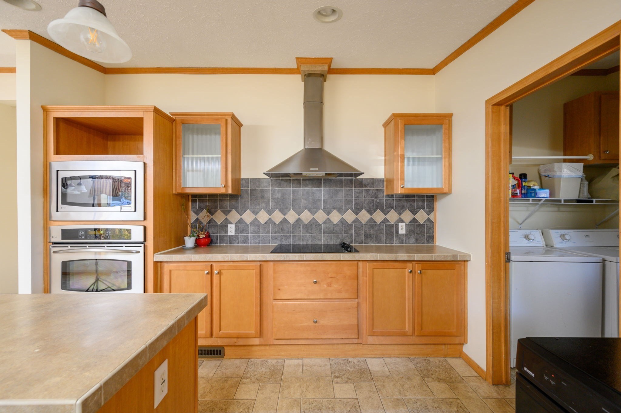 33 Adams Circle