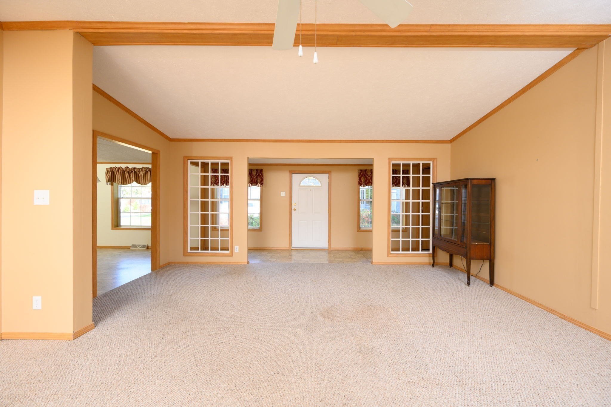 33 Adams Circle