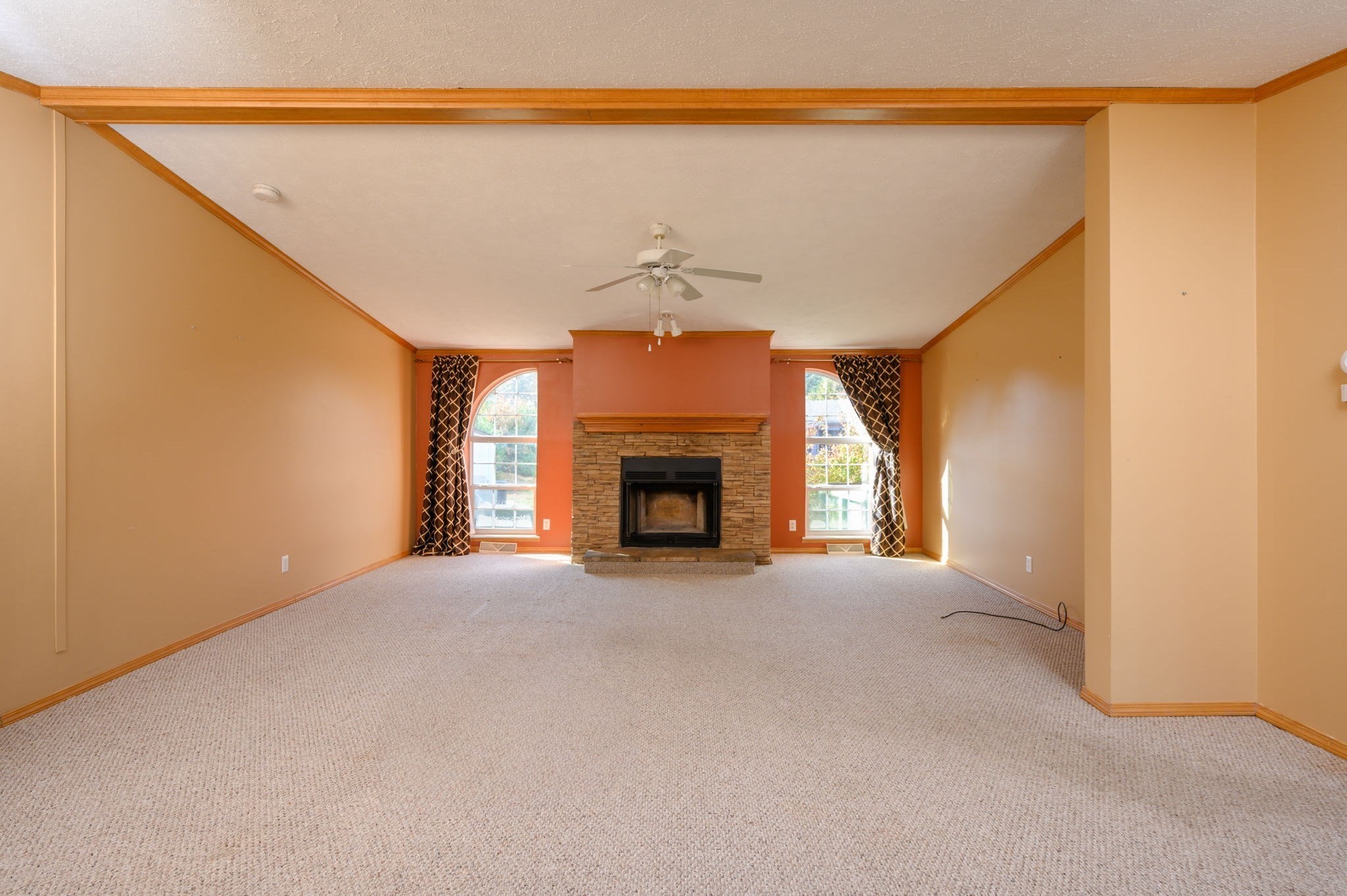 33 Adams Circle