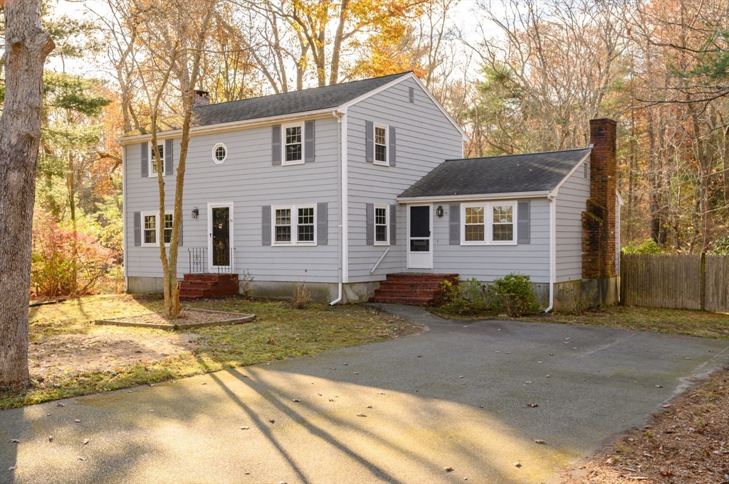 102 Brook Bend Rd