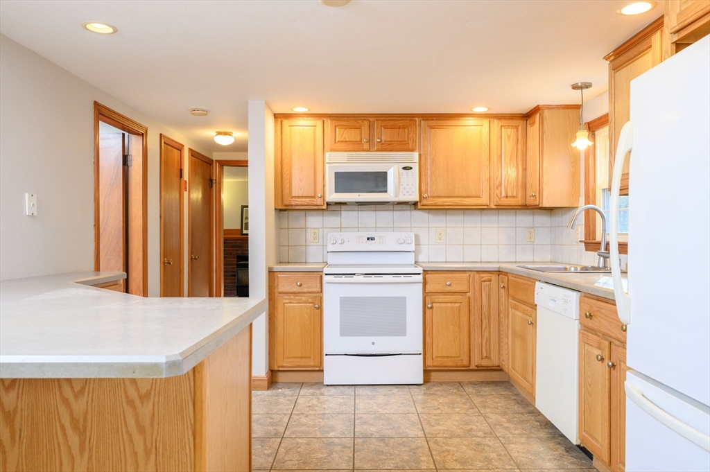 102 Brook Bend Rd