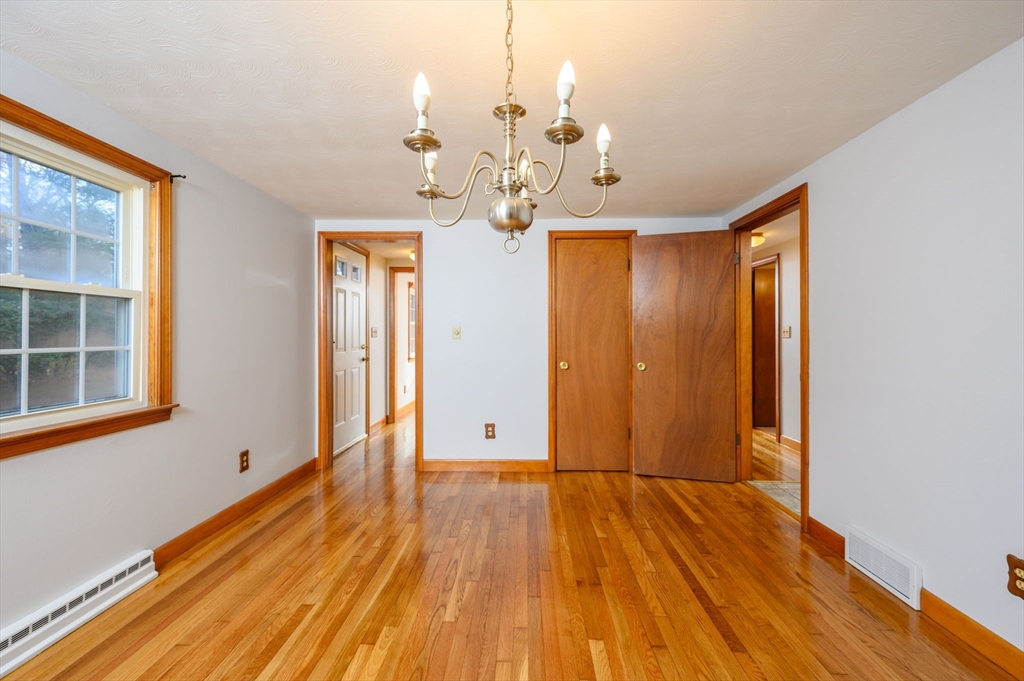 102 Brook Bend Rd