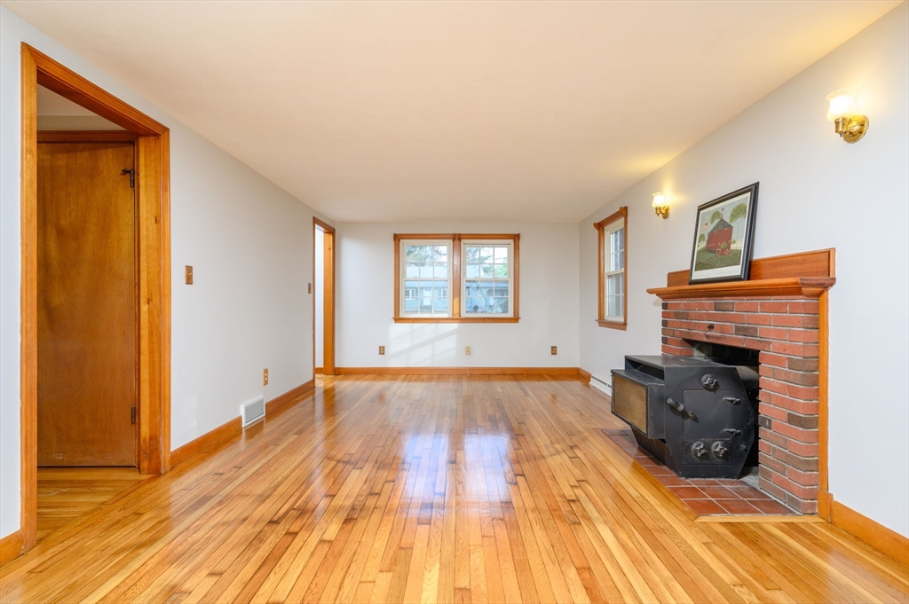 102 Brook Bend Rd