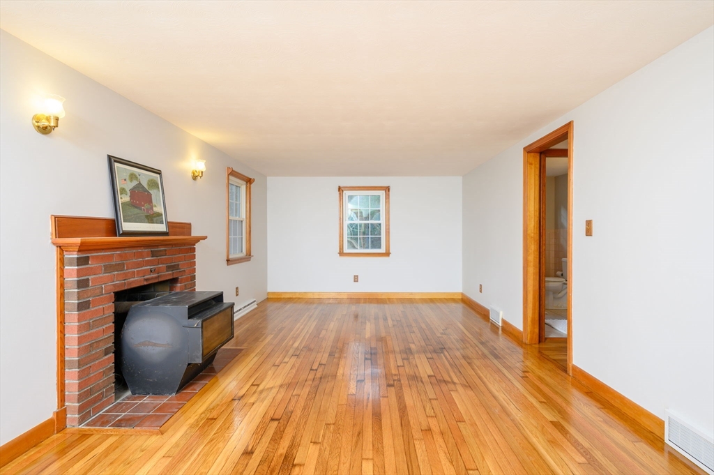 102 Brook Bend Rd