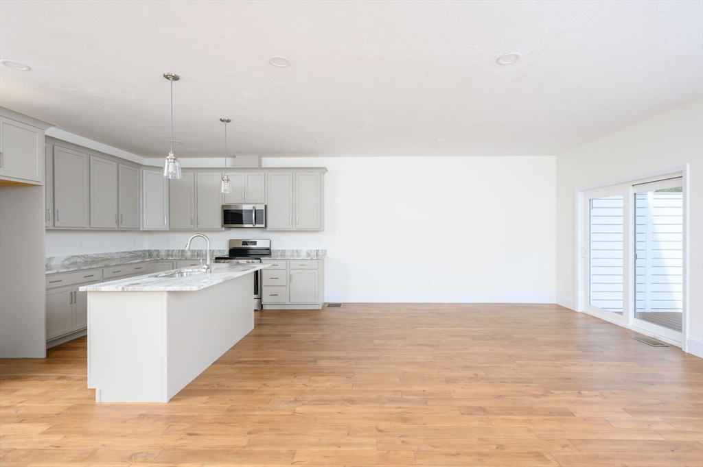 33 Howland Trail # 25
