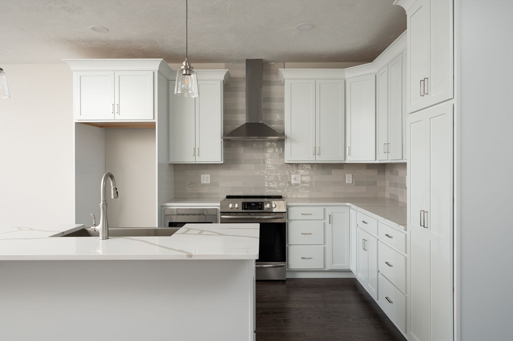 58 Metacomet Road # 17