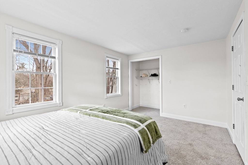 206 Waltham St