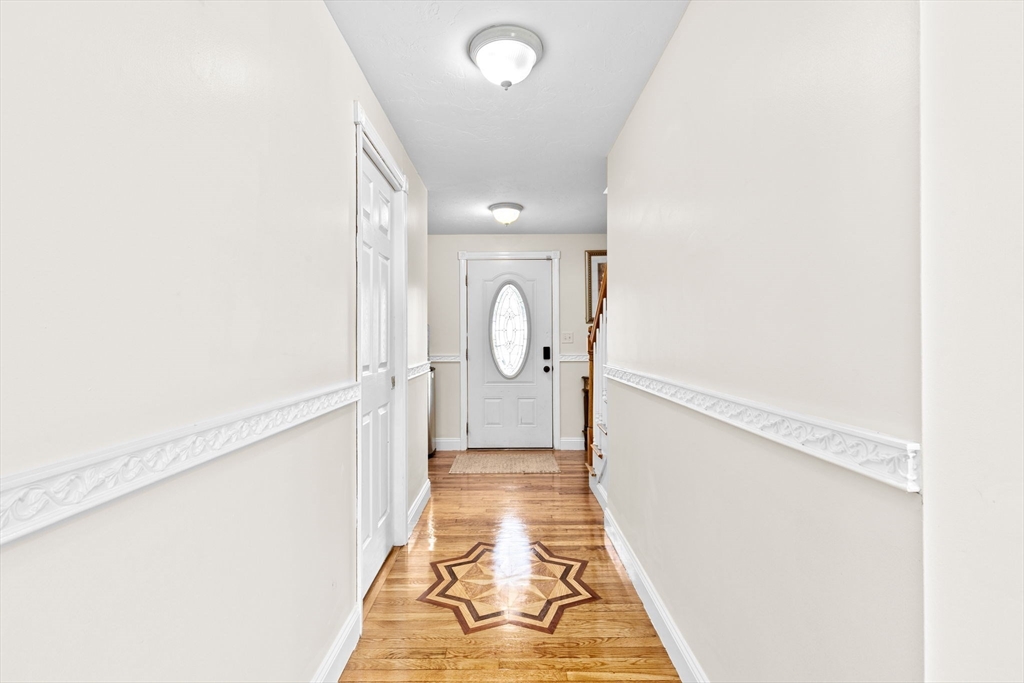 206 Waltham St