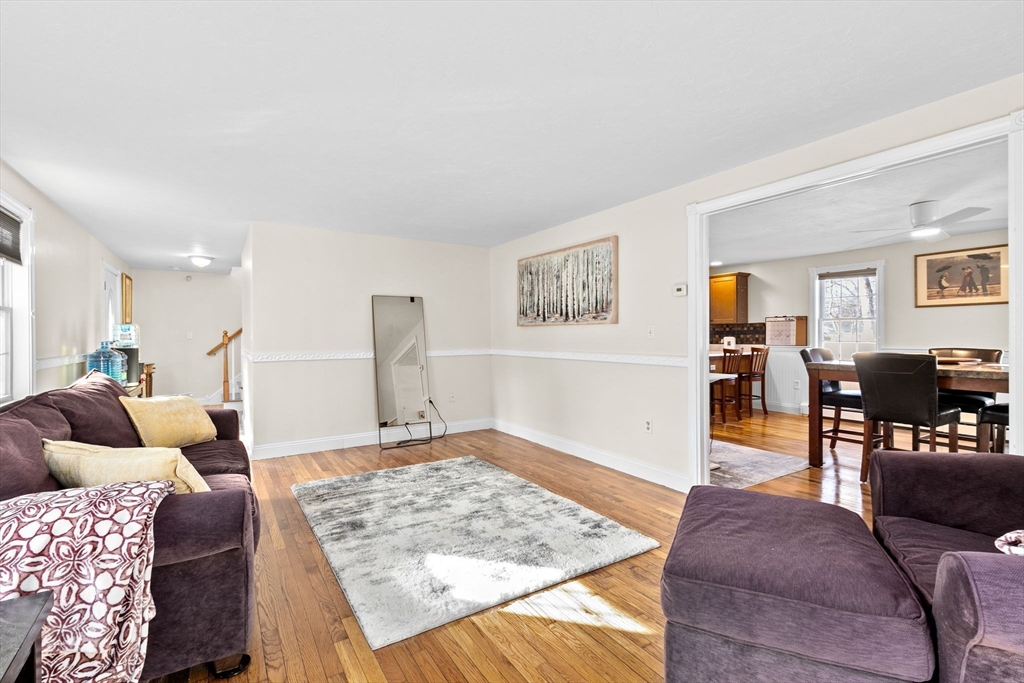 206 Waltham St