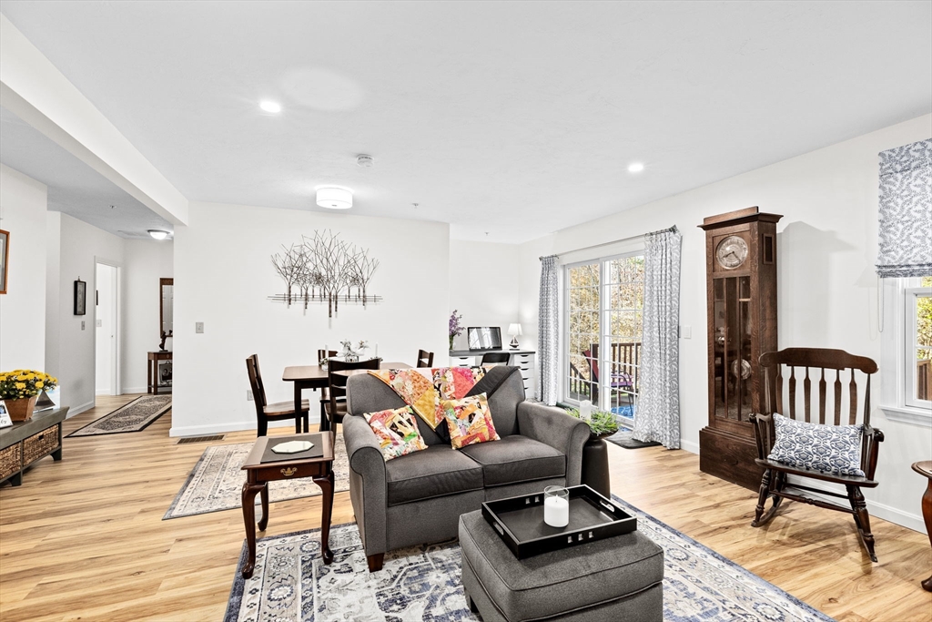 902 Main St # 39