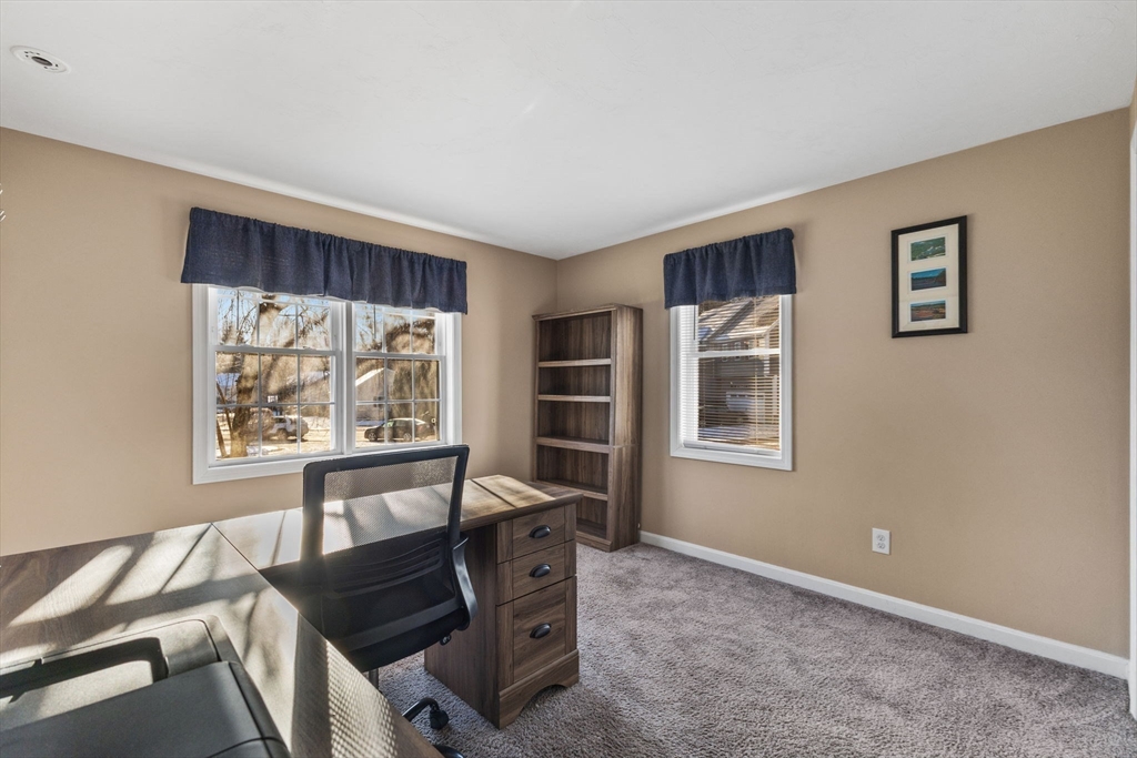 17 Rowley Ave
