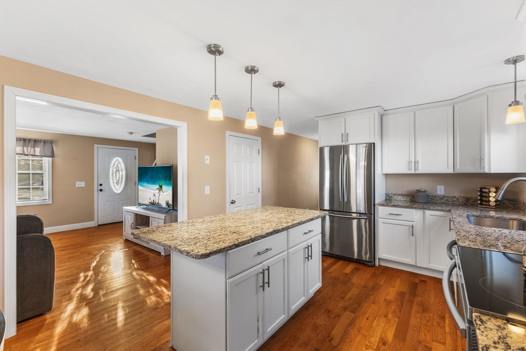 17 Rowley Ave