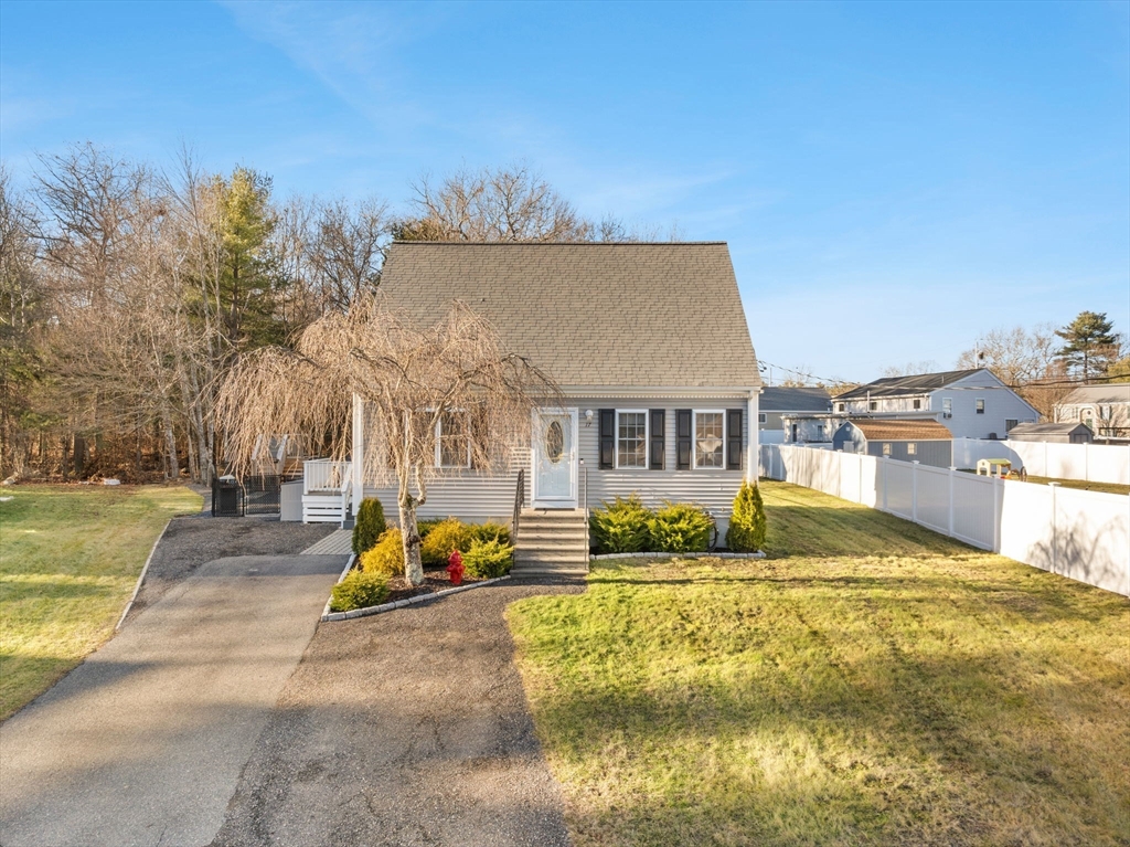 17 Rowley Ave