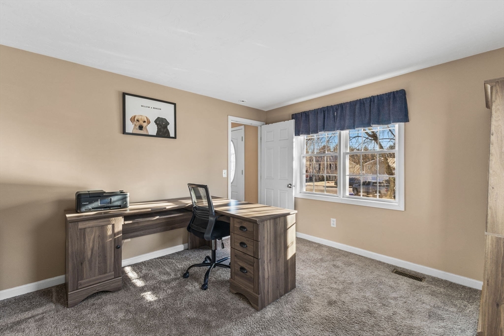 17 Rowley Ave