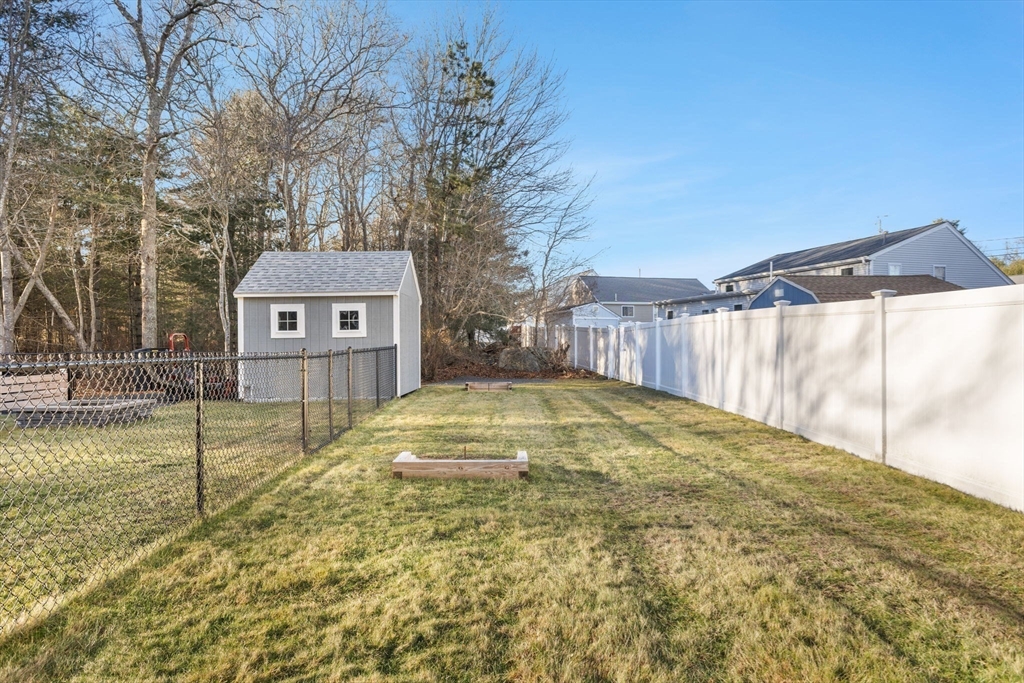 17 Rowley Ave