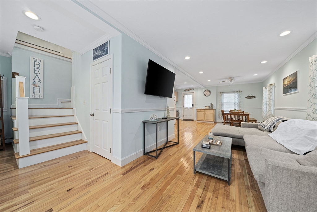 16 Manomet