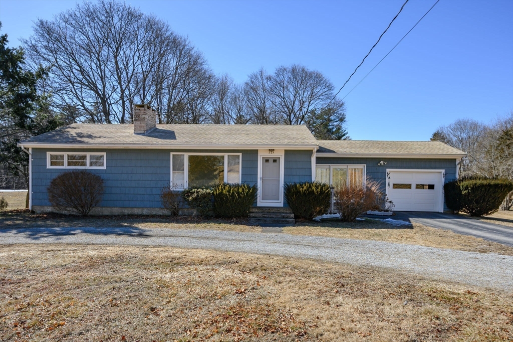 223 High St