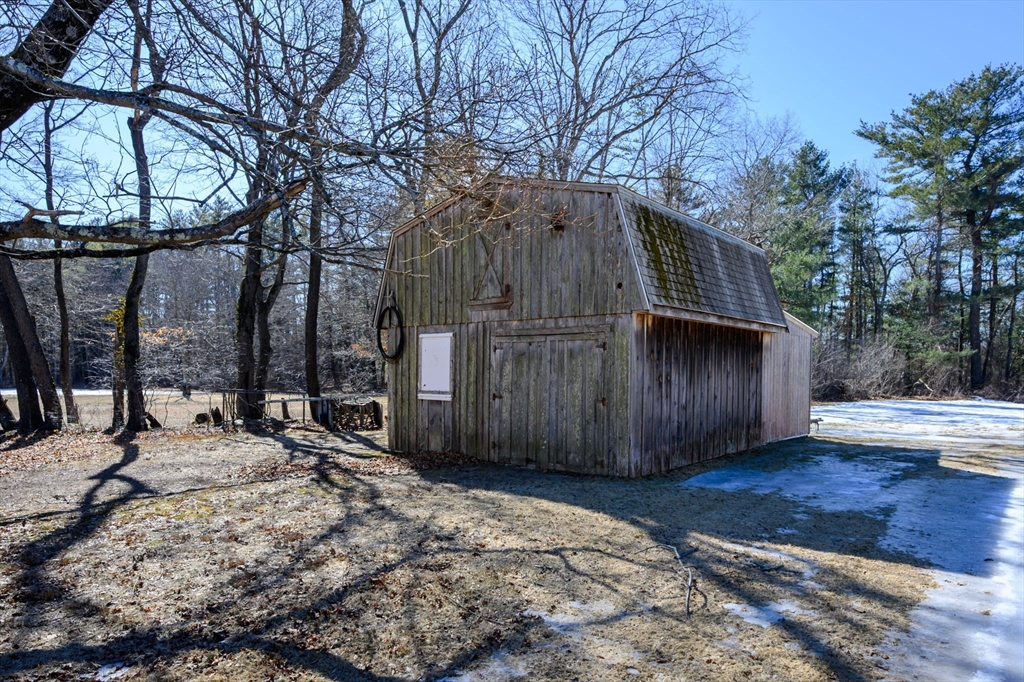 223 High St