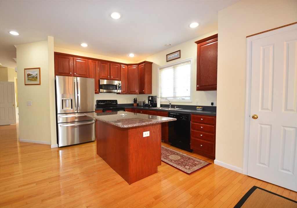 30 Bagnell Dr # 30
