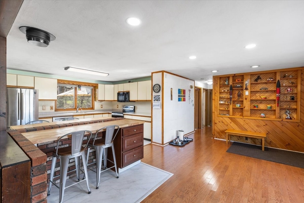 75 Debbie Rd