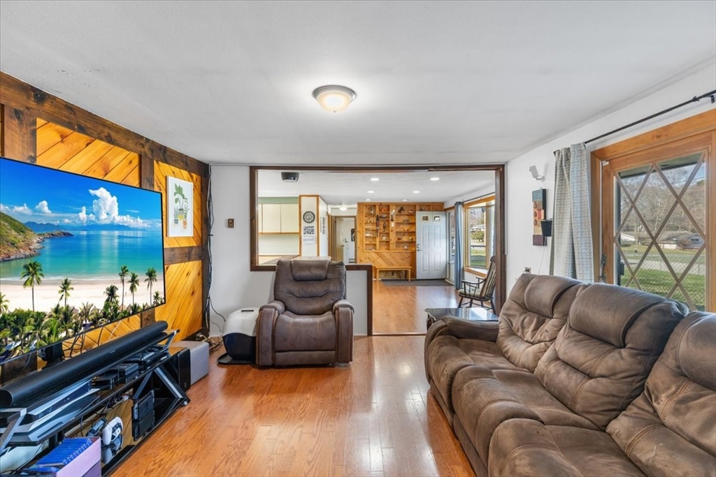 75 Debbie Rd