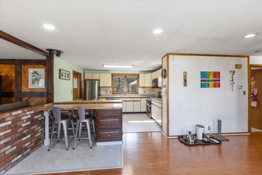 75 Debbie Rd