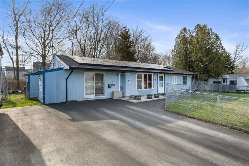 75 Debbie Rd