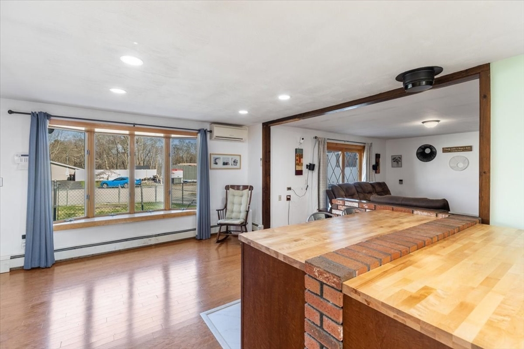 75 Debbie Rd