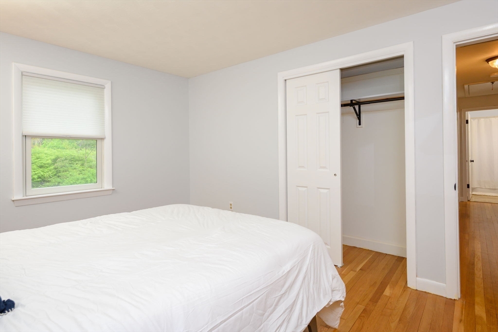 101 Brook Bend Rd