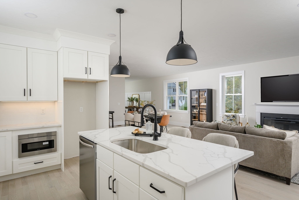 20 Howland Trail # 10