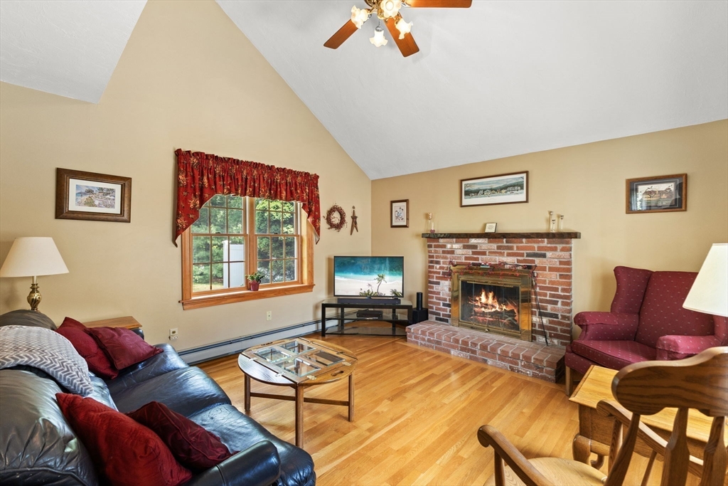 199 Brook Bend Rd