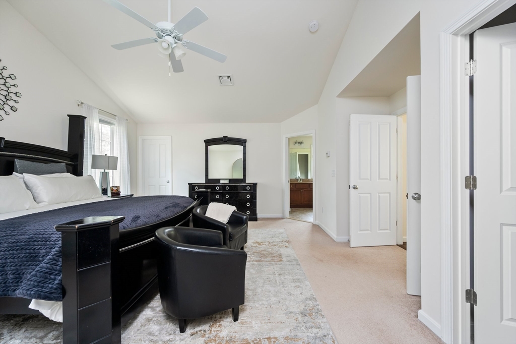 86 Pioneer Trail