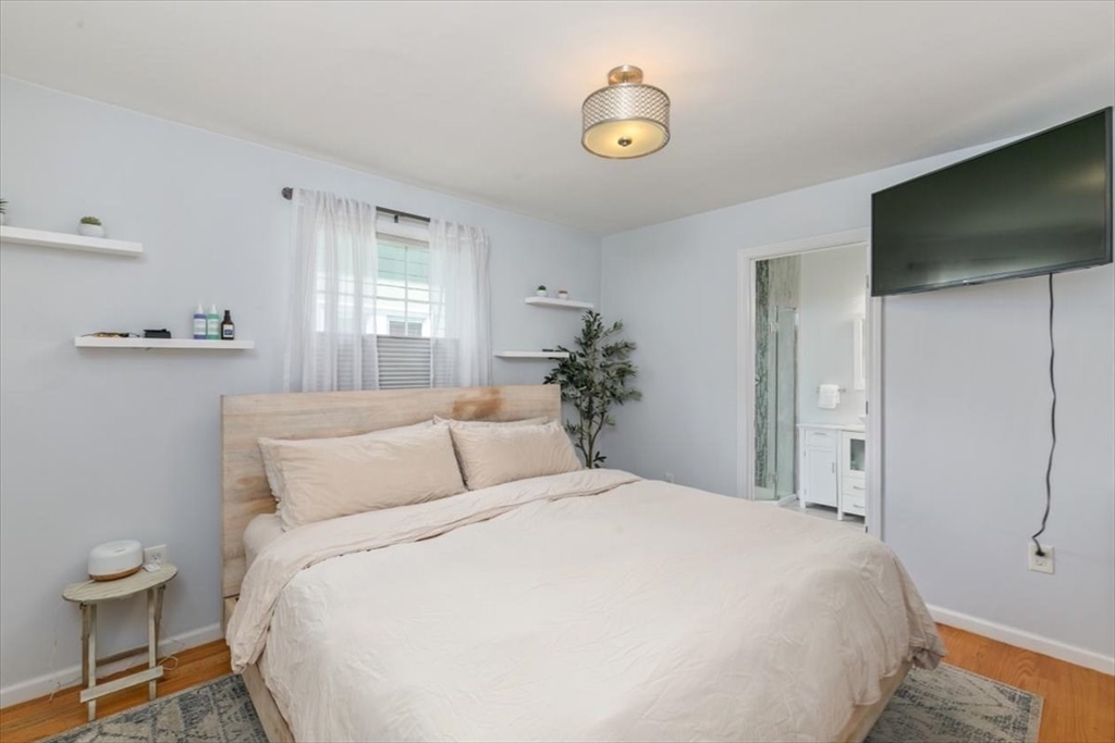 22 Maplewood St # 22
