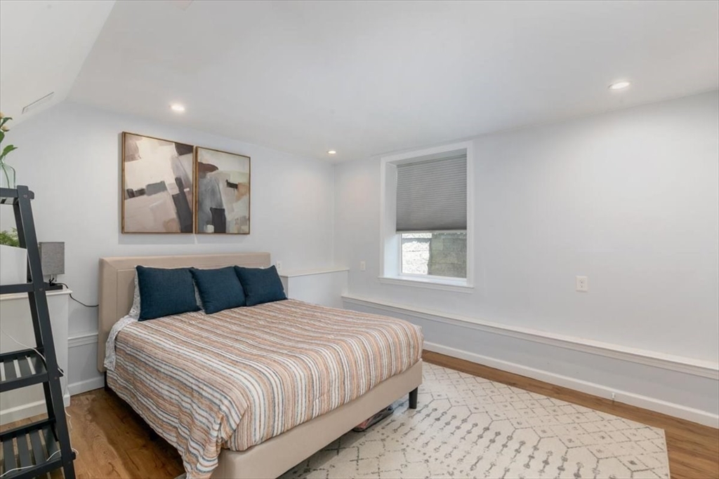 22 Maplewood St # 22