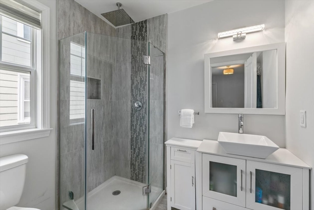 22 Maplewood St # 22