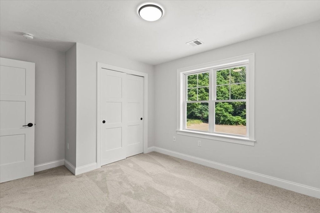 11 Elm Place