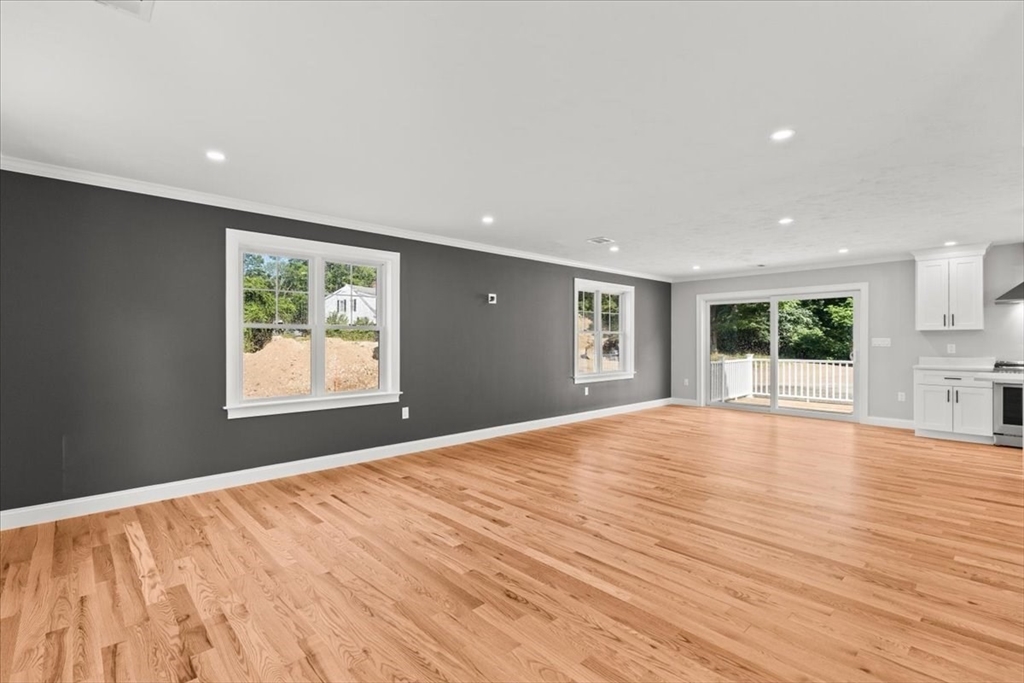 11 Elm Place