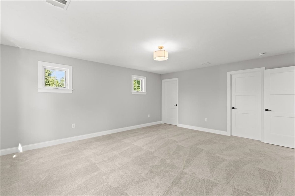 11 Elm Place
