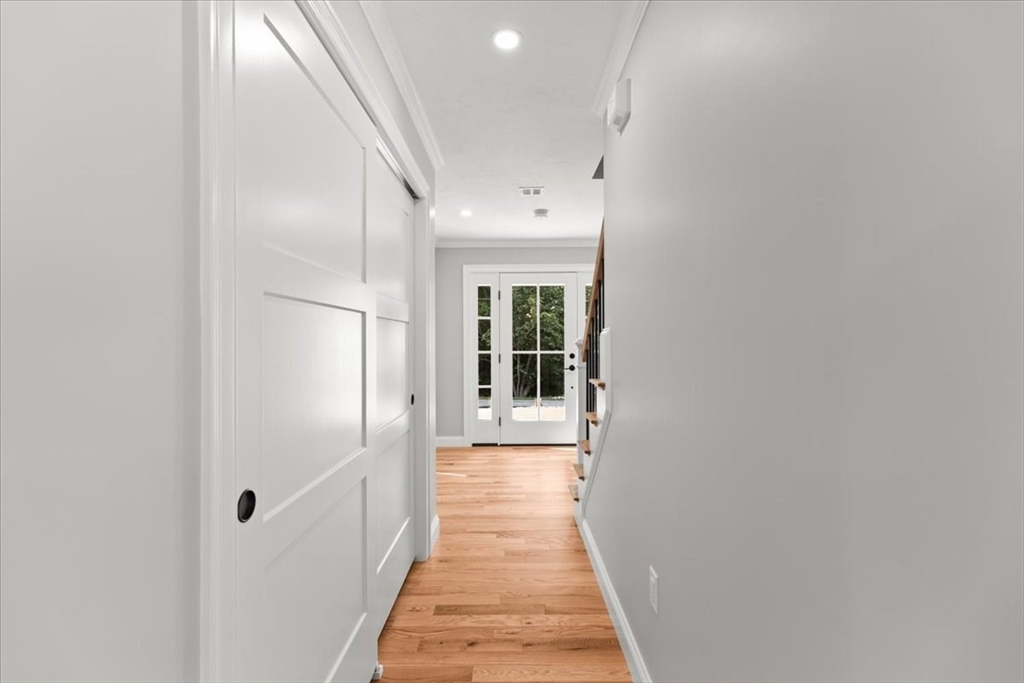 11 Elm Place