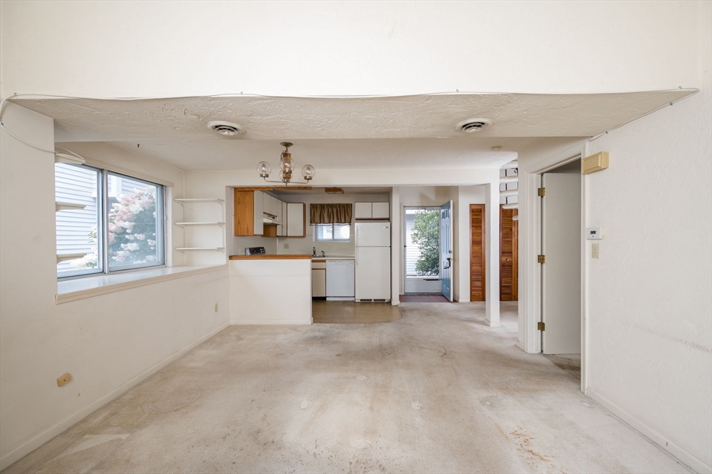 211 Lake St # 50