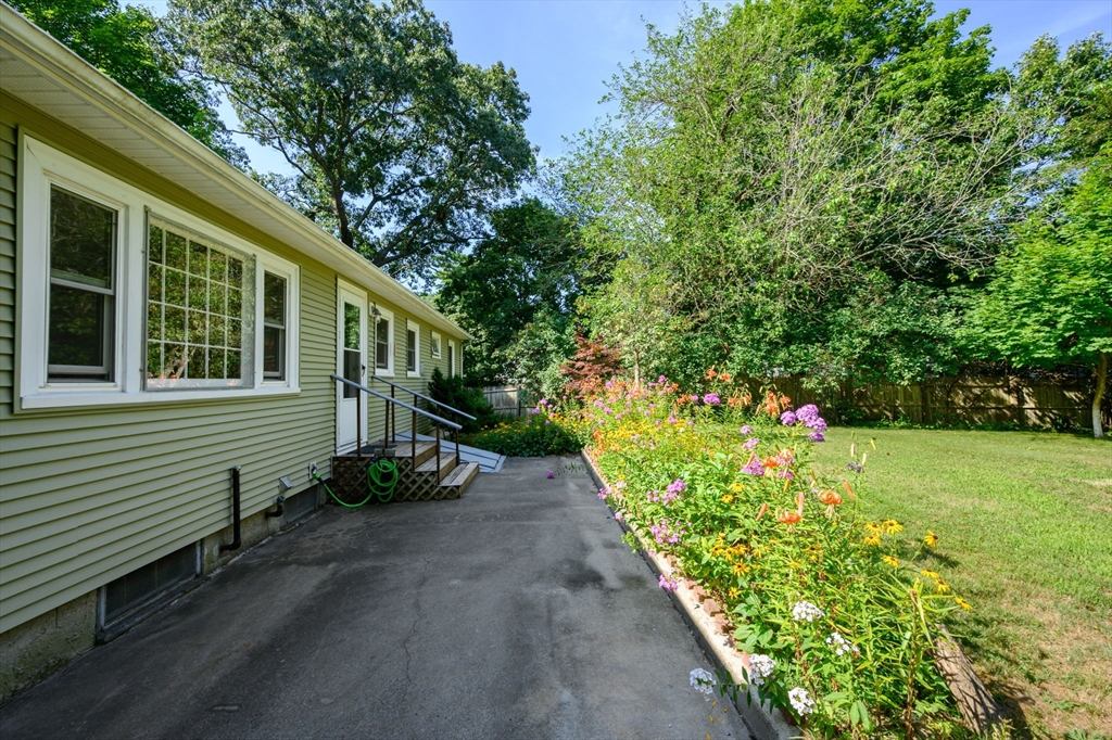27 Wampatuck Street