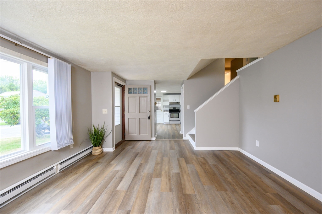 30 Oscar Ave