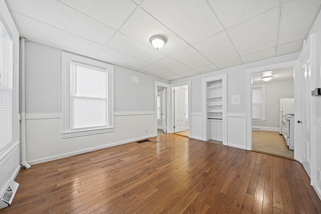 152 S Franklin St