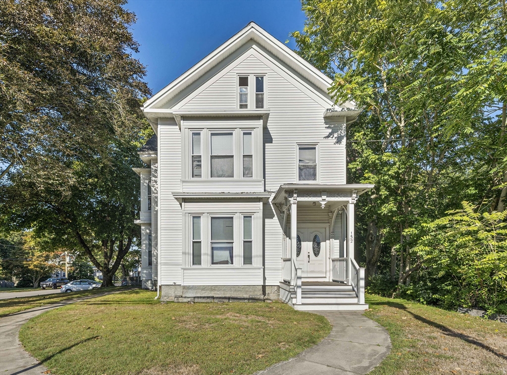 152 S Franklin St