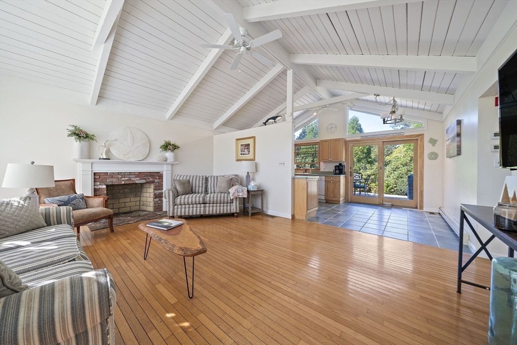 26 Sanddollar Cir