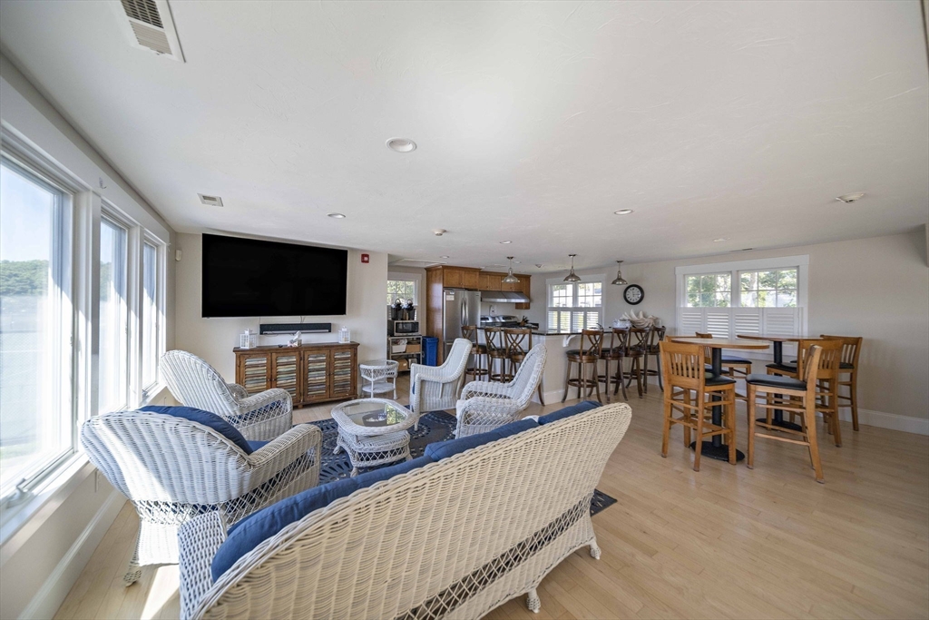 26 Sanddollar Cir